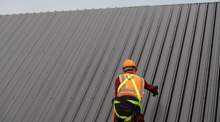 Expert new roof installation services in Lake Minchumina, AK